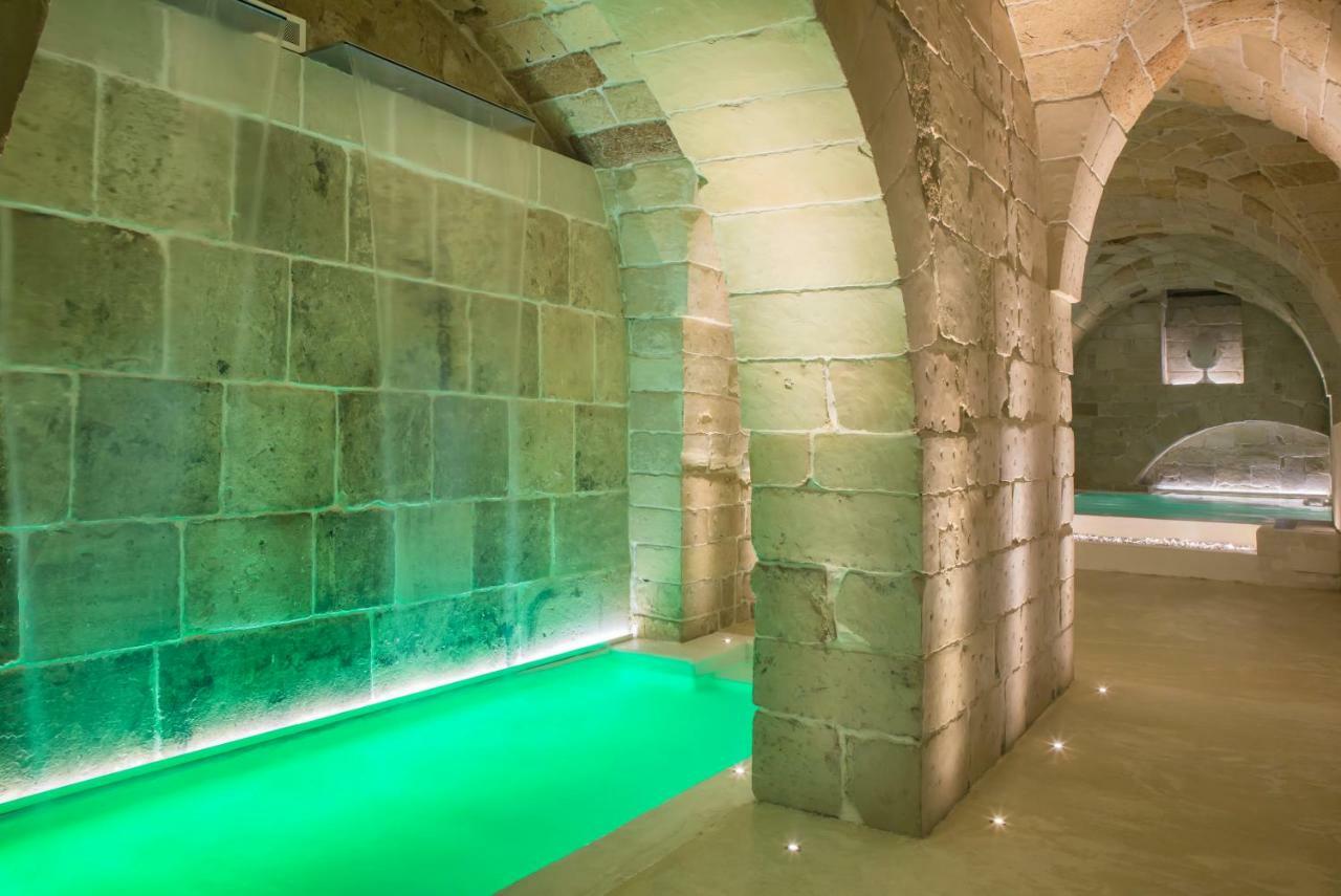 Reluxe Private Wellness Acomodação com café da manhã Lecce Exterior foto