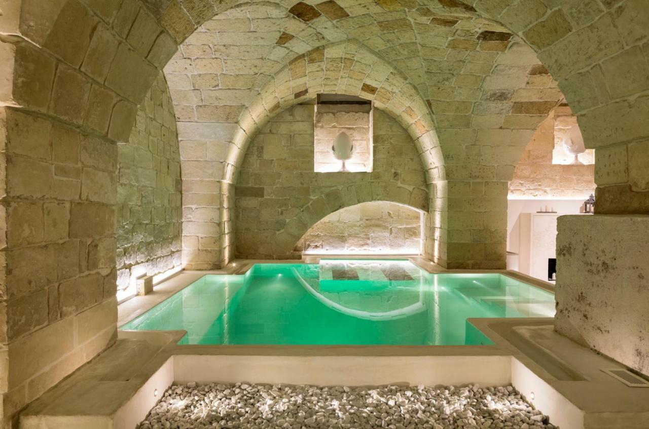 Reluxe Private Wellness Acomodação com café da manhã Lecce Exterior foto